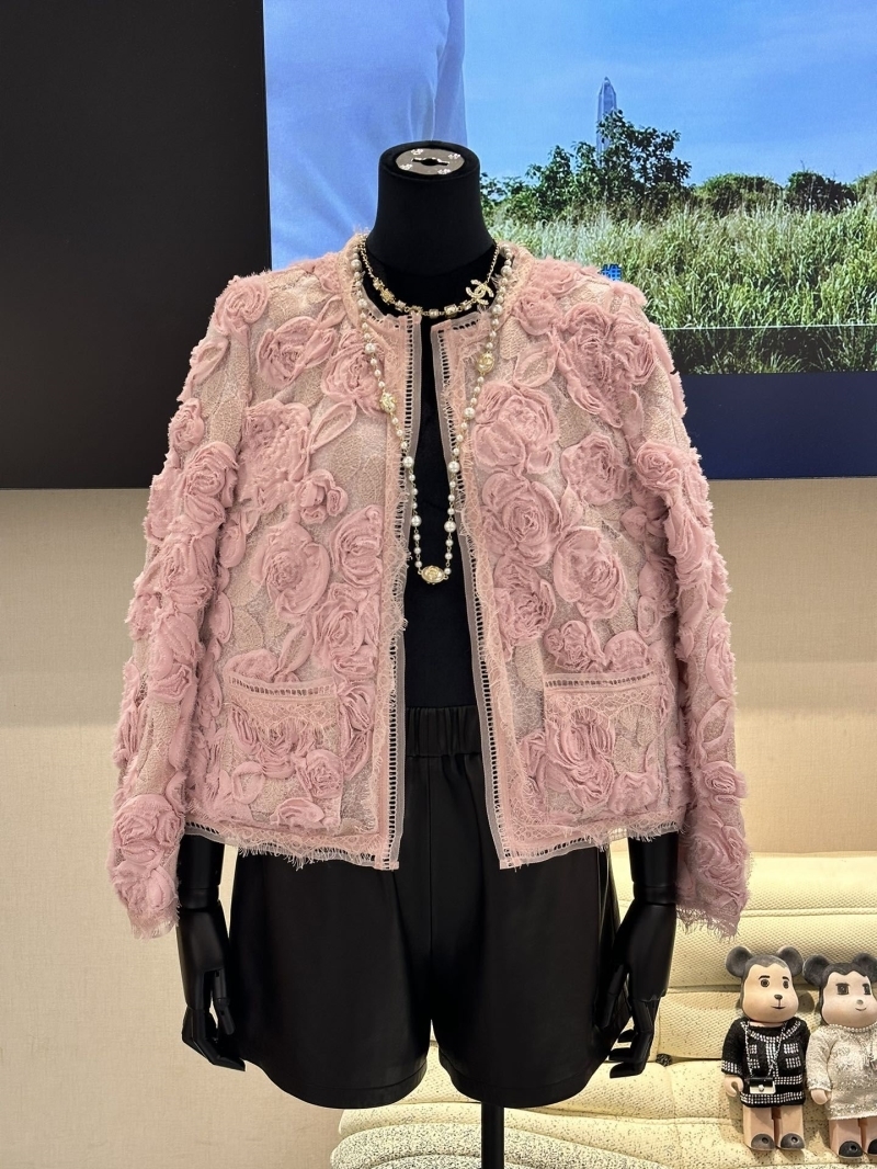 Ch*el coats